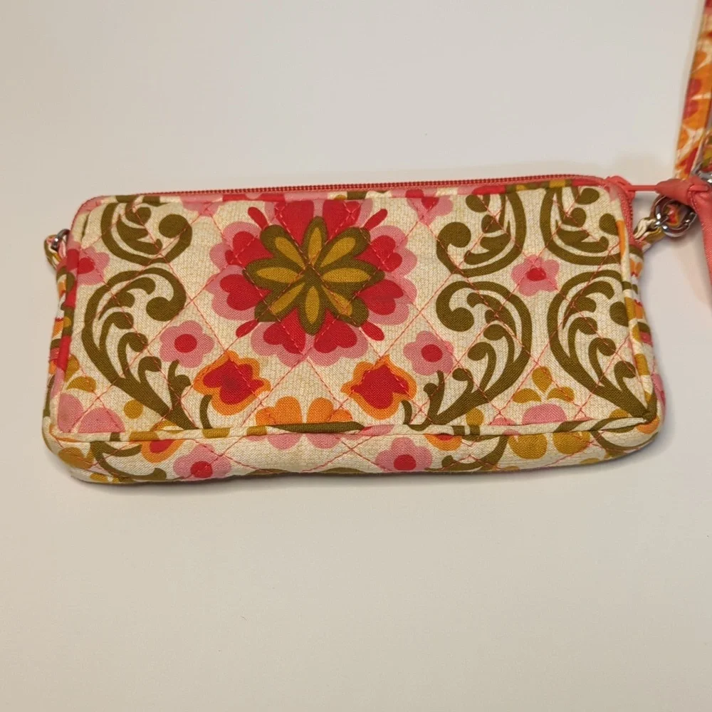 Vera Bradley Wristlet Folkloric 2011
